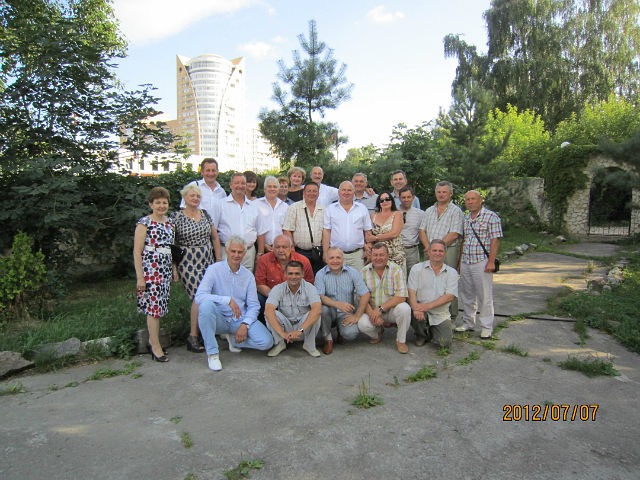 0002-9.jpg